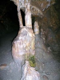 Höhle